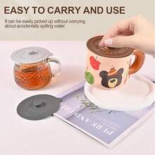 1 个硅胶杯盖 - 通用防尘杯盖，适用于马克杯、茶杯、玻璃杯 - 北欧风格灰色、黄色、黑色、白色等 - 适用于办公室和家庭使用 - 送给家人、同事、朋友的完美礼物 - 万圣节、圣诞节的理想选择