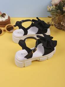 1 双女童夏季时尚蝴蝶结凉鞋，可爱甜美厚底休闲鞋，适合儿童度假旅行 - 黑色 - 查看 6