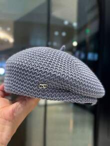 1 件女式格纹贝雷帽，保暖防风耳罩，可爱卡通正面休闲优雅复古街头时尚百搭便帽，适合户外、滑雪、骑自行车、旅行、派对、秋冬季日常穿着