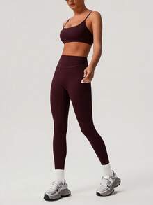 Sodalemon 女士纯色加厚运动文胸和瑜伽紧身裤两件套，简约设计，适合健身训练 - 酒紅色 - 查看 4