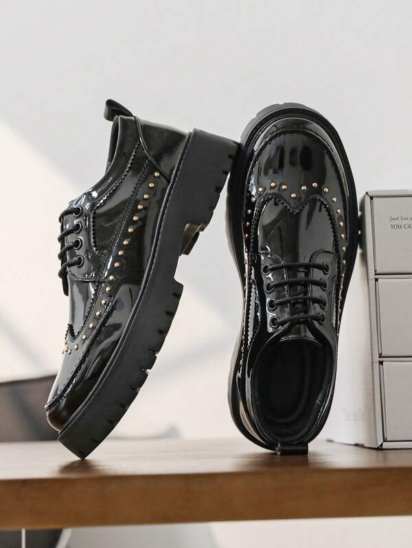 Men's Casual Leather Shoes, Business Formal High-End British Style Rivet Thick Sole Lace-Up Glossy Brogue Shoes