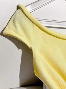 Camiseta de punto ajustada de un solo hombro de unicolor, body sexy sin mangas de un solo hombro, body con tanga, top slim fit y cute para salir, primavera, verano y otoño