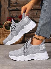 新款女士时尚休闲鞋，纯色系带运动鞋，透气户外跑步鞋，低帮舒适大码女鞋，PVC系带女鞋，透气舒适轻便柔软健身房户外度假女鞋 - 灰色 - 查看 4