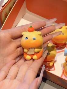 可爱水豚盲盒 - 超甜水豚露露创意表情符号收藏毛绒公仔，可爱卡通树脂小雕像装饰，居家/办公桌 & 生日/情人节派对收藏品