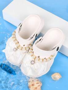 Girls' Fashion Solid Color EVA Sandals, Breathable Slip-On Sandals With Flower Chain And Pearl Design, Casual Indoor/Outdoor Beach Shoes, Suitable For All Seasons