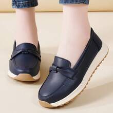 أحذية أمهات متوسطة العمر من جلد البولي يوريثان للنساء، للربيع والخريف، ذات نعل سميك وفيونكة، سهلة الارتداء، قاع ناعم، أحذية كاجوال بمقاسات كبيرة