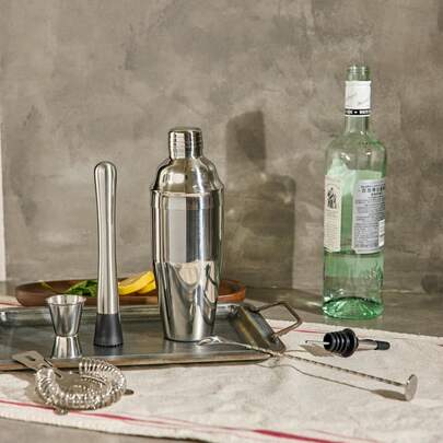 Cirelle Mixed Drink Shaker Set, Classic Martini Mixer, Juice Blending Tool, Thick Stainless Steel Shaker 750ML, Bar Drink Mixing Tools, Shaker, Mixing Set, Classic Martini Mixer, Beverage Mixing Set, Includes Basic Accessories 15/30ml Jigger, Strainer, 1 Pourer, Mixing Stick, Mixing Spoon, Bar, Suitable For Home Use, Father's Day Gift, Bartender Gift, Gift For Husband, Christmas Gift, New Year, Thanksgiving Day, Christmas Party, Rama Kitchen Essentials, Family Dining, High-End Restaurants Supplies, Housewarming Gift, Summer Home Decor