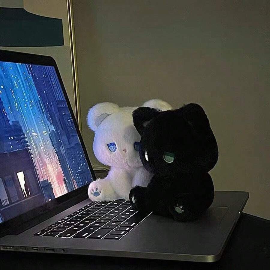 1pc 2025 New Cute Heterochromia Cat Plush Doll, High-Quality Soft Doll, Cartoon Sitting Pose Stuffed Animal, Emo Heterochromia Cat Doll, Gift For Friends, Holiday/Birthday/Perfect Gift - Multicolor - View 1