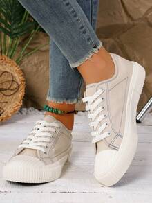 1 双女士时尚复古双色德比鞋，2025 年春夏秋季新款系带平底舒适休闲时尚百搭女鞋，适合户外活动，可搭配任何服装