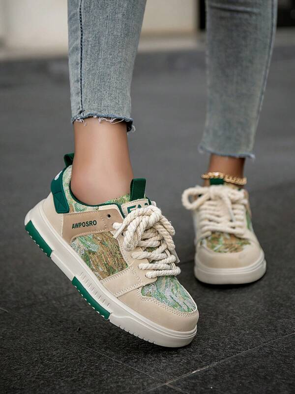Women's Fashion Niche Forest Oil Painting Lace-Up Casual Sneakers, Outdoor Popular Campus Personalized Couple Athletic Shoes