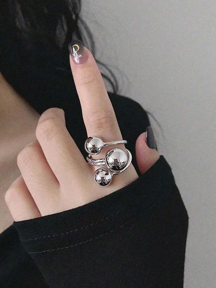 1 件不对称星球复古风格戒指，手工制作的女性和情侣指环#PreAutumn 初秋服装和灵感。