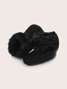 Zapatos de invierno de felpa cálidos para recién nacidos y bebés de 0 a 1 año, con decoración de lazo, suela suave y cómoda para los primeros pasos