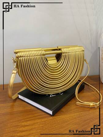 1 件金色面条形手提包，时尚女士手提包设计，适合晚会