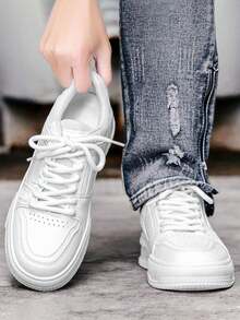 Tenis deportivos casuales con suela gruesa para hombre, diseño clásico versátil de estilo urbano y color sólido con puntera redonda y cordones ajustables, material sintético transpirable con suela antideslizante amortiguadora resistente para uso diario trabajo salidas informales deportes ligeros y todas las estaciones - blanco - Ver 6