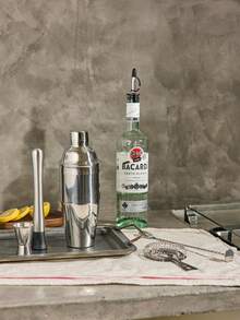 Cirelle 混合饮料摇酒器套装、经典马提尼搅拌器、果汁混合工具、750ML 厚不锈钢摇酒器、酒吧饮料混合工具、摇酒器、混合套装、经典马提尼搅拌器、饮料混合套装、包含基本配件 15/30ml 量酒器、过滤器、1 个倒酒器、搅拌棒、搅拌勺、酒吧、适合家庭使用、父亲节礼物、调酒师礼物、送给丈夫的礼物、圣诞节礼物、新年、感恩节、圣诞派对、Rama 厨房必需品、家庭用餐、高端餐厅用品、乔迁礼物、夏季家居装饰 - 彩色 - 查看 5