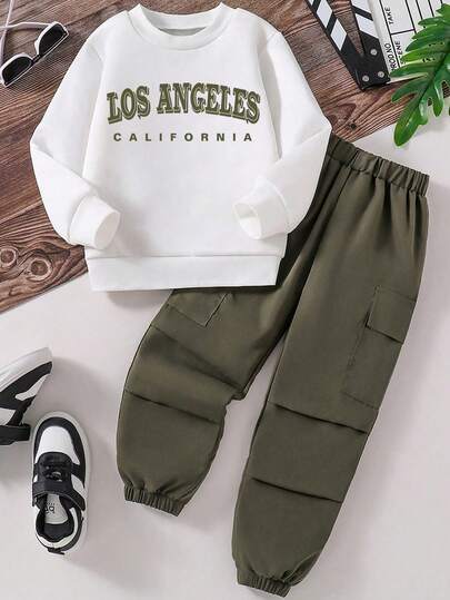 青少年男孩字母图案印花圆领长袖上衣和纯色裤子套装