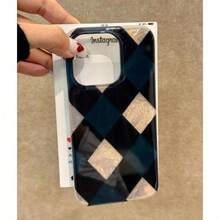Funda para phone con diseño de glaciar azul y negro. Compatible con phone 16, 15, 14, 13, 12 y 11 Pro Plus. Una encantadora opción para regalar en San Valentín. - Blanco - Ver 1