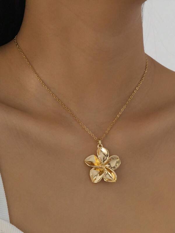 1 pezzo di collana vintage di alta moda con fiore plissettato Plumeria, stile bohémien in metallo, regalo di gioielli estivi da donna