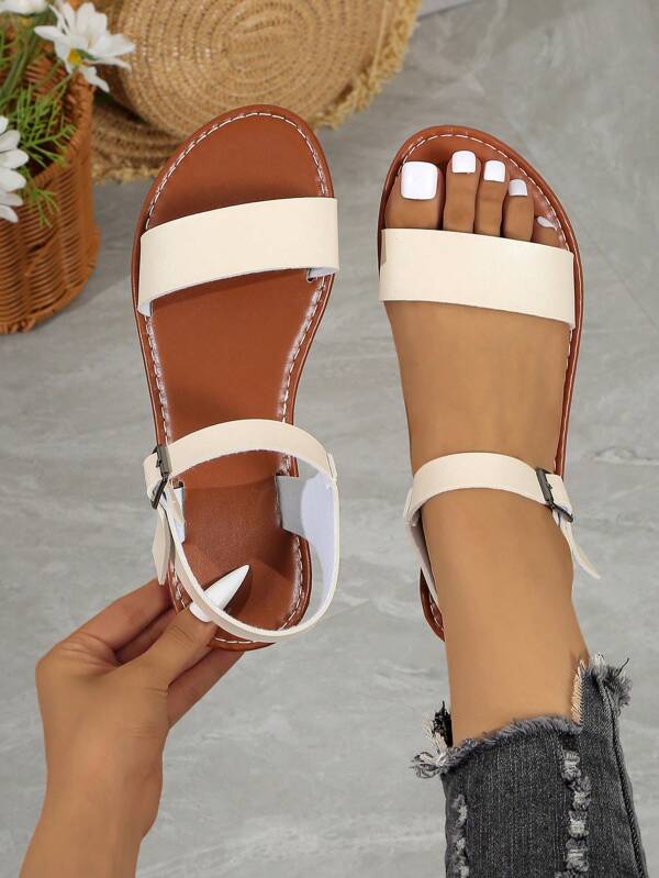 Casual Fashion Summer New Versatile Thick-Sole Lightweight Criss-Cross Strap Breathable Non-Slip Flat Girl Beach Sandals