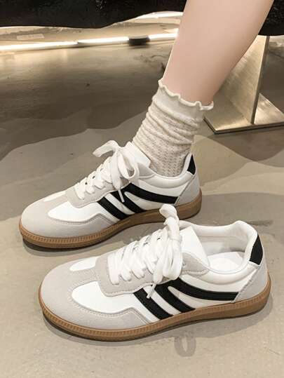 أحذية كاجوال متعددة الوظائف للنساء، أحذية رياضية كاجوال بنعل مطاطي مقاوم للانزلاق، بتصميم ألوان متباينة باللونين الأسود والخاكي، مناسبة للاستخدام اليومي، مقاس 36-41، عصرية