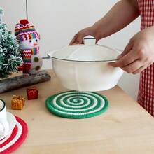 4pcs Mixed Christmas Series Round Woven Placemats, 7.09inch (18cm) Diameter, Thick Heatproof Coasters Made Of Braided Rope In Assorted Styles, Suitable For Cups, Pots, Bowls As Christmas Gifts