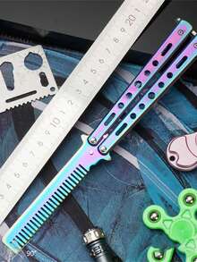 1把可折叠蝴蝶梳，男士钢梳，训练工具抛掷梳，未开刃不锈钢材质，适合户外初学者、返校季、旅行度假必备、女士美发配件、梳子、发刷、边缘梳、梳头、梳理头发、解结梳、球形梳、迷你发刷、发刷套装、木梳、发刷、梳子、后梳、发刷、边缘梳、梳头、发刷套装、梳理头发、迷你发刷、解结梳、美发产品、美发工具、美发用品、护发、卷发梳、理发师、理发配件、美发设备、旅行必备、发型、美发、发刷、后梳、造型梳、卷发梳、边缘梳、梳头、梳头、发刷套装、梳理头发、卷发梳、解结梳、女士发刷、头发、旅行、头发产品、美发工具、美发用品、理发师、理发配件、理发店、美发设备