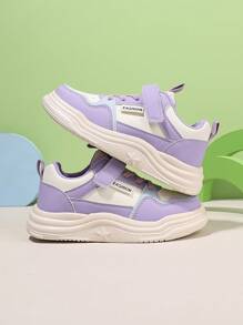 زوج من أحذية الجري الخارجية للبنات، أحذية رياضية عصرية ذات نعل ناعم مضاد للانزلاق