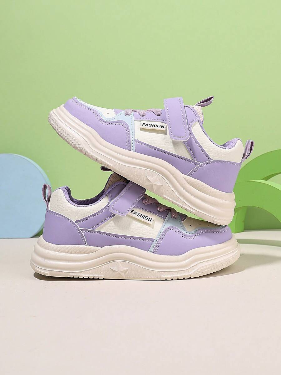 زوج من أحذية الجري الخارجية للبنات، أحذية رياضية عصرية ذات نعل ناعم مضاد للانزلاق