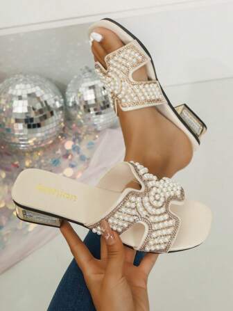 1 Pair Elegant Women's High Heel Sandals Decorated With Pearls And Rhinestones, Suitable For Office, Vacation, And Various Holiday Parties (Run Half Size Large)