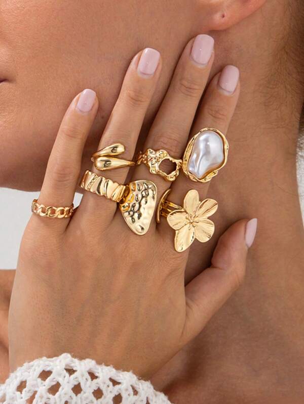7pcs/Set Vintage Metallic Floral & Gemstone Decorated Ring Set, Elegant Baroque Style Faux Pearl, Smooth Band, Flower Rings For Women, Suitable For Daily Wear, Party, Holiday Gift, Valentine's Day, Mother's Day