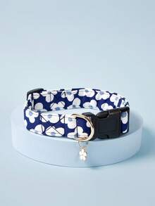 PETSIN 柔软舒适的花卉印花宠物狗项圈，配有花卉吊坠，可调节可洗可爱狗项链