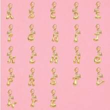 1 buc. Colier drăguț cu litere cu bule, pandantiv pentru geantă - pandantiv cu cristale norocoase, asociat cu un pandantiv cu inimă de aur, literele alfabetului A-Z, pandantiv pentru geantă și rucsac din aliaj strălucitor - cadou perfect pentru zile de naștere și ocazii speciale, breloc, inel, geantă, rucsac, pandantiv pentru mașină, cadou pentru doamne și fete, accesorii pentru portofel și geantă. Accesorii, mici cadouri pentru femei de zile de naștere, Ziua Îndrăgostiților, Ziua Mamei.