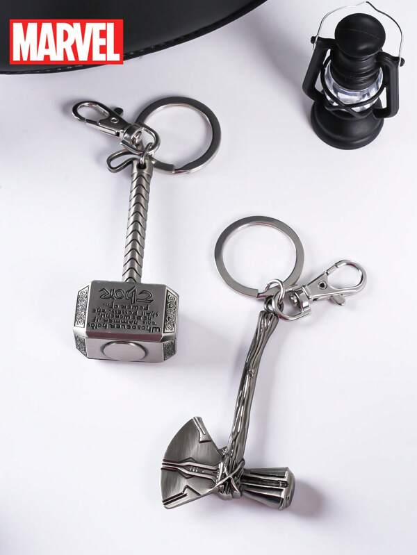 Marvel Set de 1/2 piezas de llaveros con licencia oficial de Marvel Thor , martillo Mjolnir y rompetormentas, hacha, pewter, plata, accesorios de billetera, clip de bolso, encanto de equipaje, regalo genial para novios y fans de Avengers
