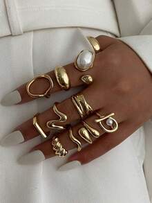 11pcs Vintage Punk Baroque Faux Pearl Asymmetric Hollow Teardrop Ring Set, Fashionable Geometric Design Rings, Suitable For Women's Daily Wear And Party Accessories