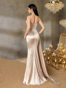 Alisa&Leo 优雅露肩青少年礼服，配有层叠侧边丝带和荷叶边紧身胸衣设计 - 非常适合舞会、毕业典礼、黑色领带晚会、婚礼招待会和豪华晚会