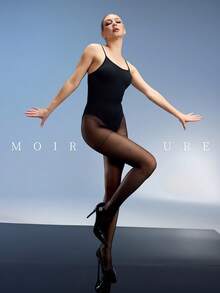A Pair Of Versatile, Fashionable And Classic Pantyhose Suitable For Daily Commute, Nightclub And Various Styling Needs
