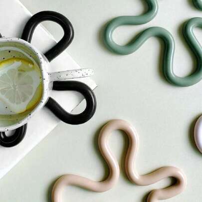 1개 비대칭 열 차단 플레이스매트, 실리콘 내열 받침, 방수 배수 단열 플레이스매트, 홈 테이블탑 장식 받침