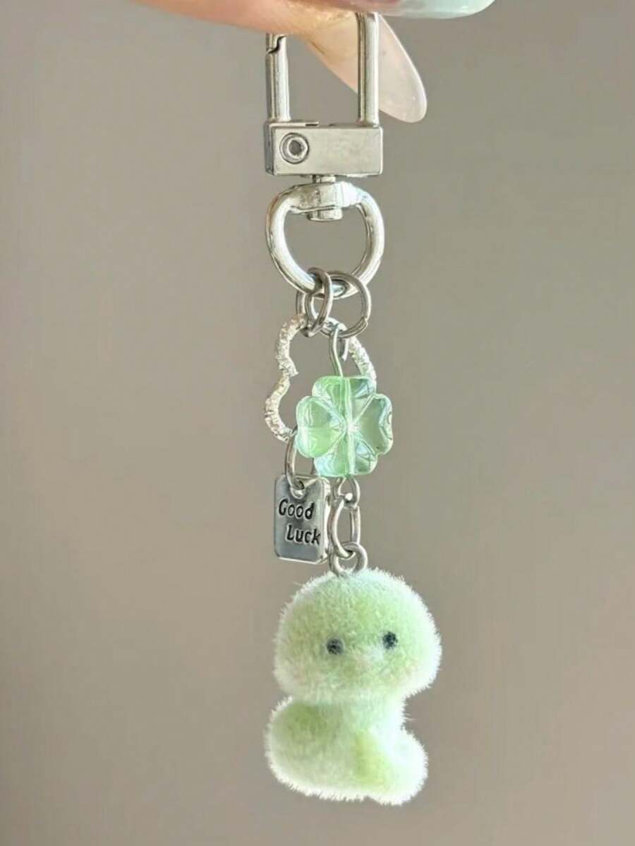 1 Móc khóa hình con rắn hoạt hình nhung dành cho nữ kèm cỏ bốn lá và mặt dây chuyền hình trái tim, phụ kiện tai nghe/túi xách dễ thương, phụ kiện ô tô phong cách Goth Y2k, phụ kiện túi xách, dây đeo có ngăn đựng thẻ ID, phụ kiện ô tô, móc khóa túi xách - màu xanh lá - Xem 1