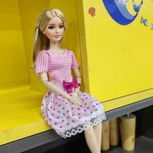 Set de 5 piezas de ropa casual cómoda, incluyendo top de moda para estar en casa, mono, falda y accesorios de armario, adecuado para muñeca princesa de 11.5 pulgadas para juego de simulación realista diaria (muñeca no incluida) - Rosa - Ver 9