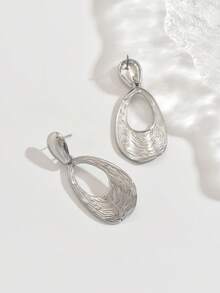 1 Pair Unique Asymmetrical Textured Design Earrings, Adds Elegance And Artistic Touch To Your Look, Suitable For Daily Wear Or Special Occasions - Yellow Gold - View 9