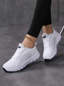 2025 秋季女式休闲运动鞋 - 透气网眼跑鞋，柔软舒适系带设计，几何图案，四季低帮，灰色/白色/绿色，MD 鞋底 - 仅限手洗或干洗 - 白色 - 查看 5