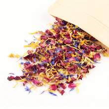 Paquete de 300g de pétalos de rosa de alta calidad, mezclados con lavanda y flores eternas naturales, flores secas para decoración, ideales para la fabricación de jabón, manualidades DIY, velas de aromaterapia, combinación de flores secas, decoración de fiestas de interiores y exteriores, flores esparcidas a mano, recortes de papel de colores