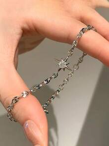 1 pieza Brazalete de acero inoxidable con estrella brillante para mujer, joyería con cometa, meteoro y estrella de la suerte en forma de pentágono - Pulsera de cometa con nariz de cerdo - Ver 2