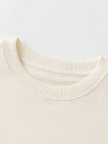 mini bala Young Boy Artist Collab Loose Fit Long Sleeve Sweatshirt 2025 Fall - Milky White - View 6