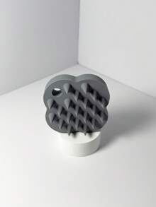 1 Stück Silikon Haarbürste, Shampoo Massage Bürste Silikon Haarkamm in Kleeblatt-Form, zum Reinigen und Massieren der Kopfhaut, für nasse/trockene Verwendung, einfarbig, tragbares Massagegerät für unterwegs