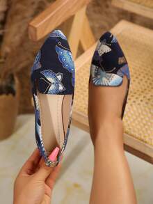 宽楦女式尖头低跟平底鞋，棕色休闲套脚鞋，适合春夏日常户外穿着，舒适轻便，尺码36-43