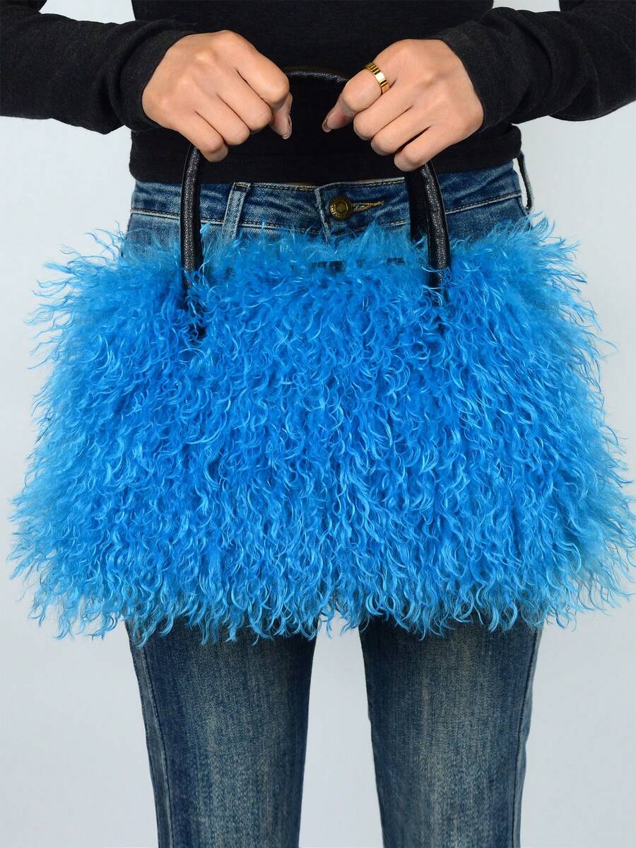 Furry Shoulder Bag For Women Fuzzy Faux Fur Large Tote Handbag Cute Soft Fluffy Purse Tote Bag For Women, Lightweight Puffy Tote Bag With Compartments Quilted Shoulder Bag Furry Purse Fluffy Tote Bags For Women Winter Faux Fur Bag Fuzzy Purses And Handbags - 藍色 - 查看 1
