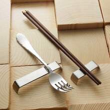 2件套不锈钢长方形刀叉架，创意长方形锤纹筷子架，简约设计勺子筷子架 - 銀色 - 查看 3