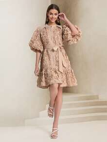 纯色优雅波西米亚风腰部刺绣荷叶边下摆连衣裙，适合派对、海滩、晚间约会、日常、生日派对