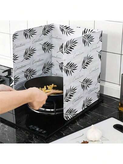 2pcs Feign, Kitchen Foil Baffle Gas Cooktop Heat Insulation Plate Household Stir-Fry Oil Splash Splash Baffle Aluminum Film Oil Insulation Board Kitchen Tools